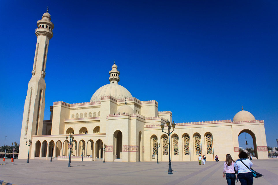Famous Al Fateh mosque in Bahrain