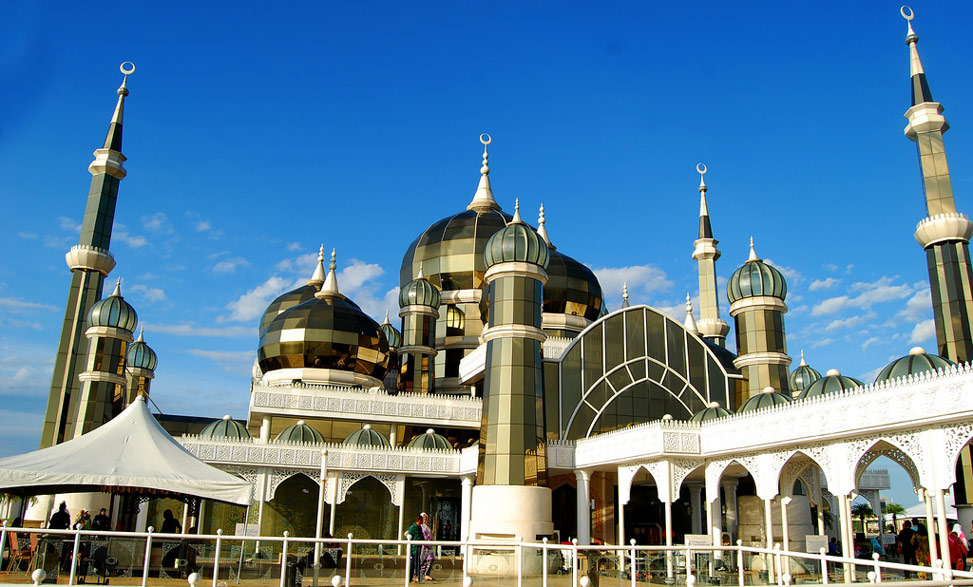 Malaysia's Stunning Crystal Mosque