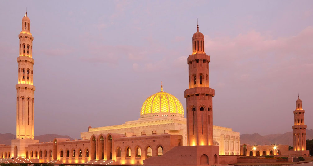 Stunning Sultan Qaboos Grand Mosque